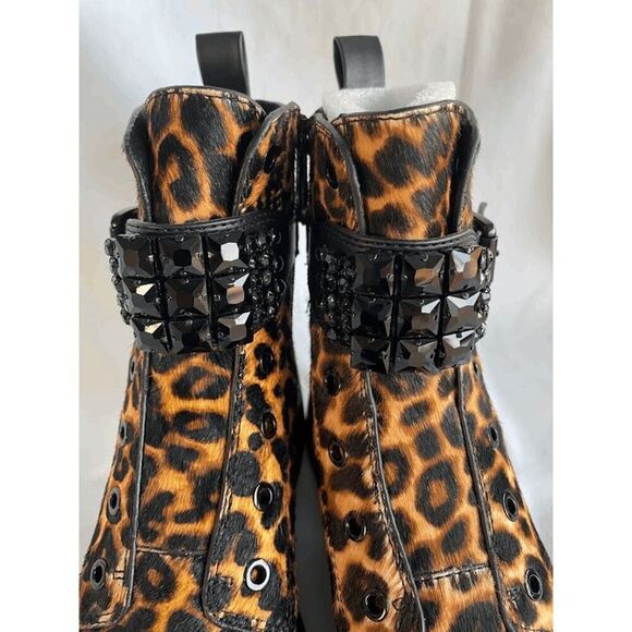 NEW Karl Lagerfeld Paris Maeva Women's Boots 8 - Picture 3 of 6